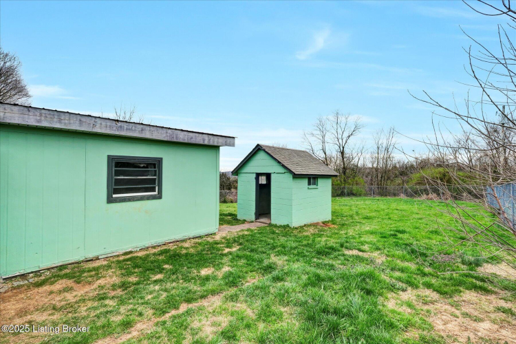 Listing Image 22
