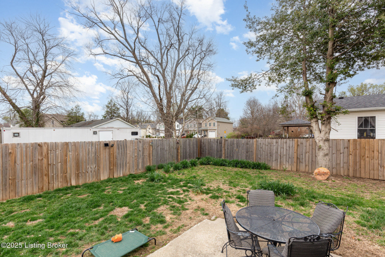 Listing Image 23