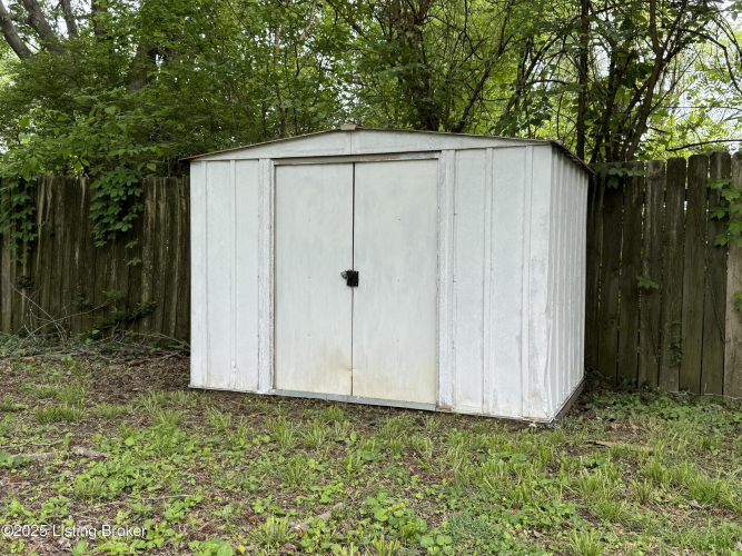 Listing Image 15
