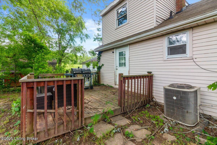 Listing Image 6