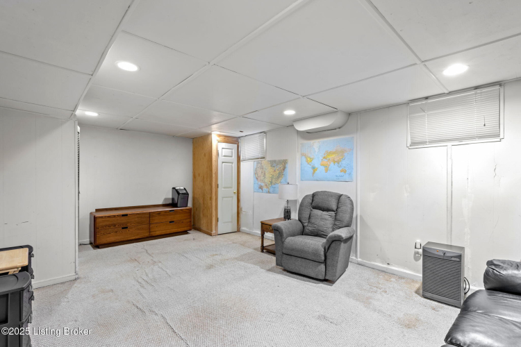 Listing Image 38