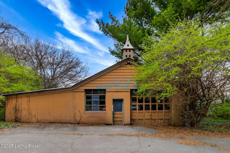 Listing Image 45