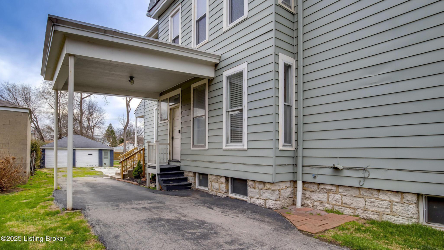 Listing Image 80