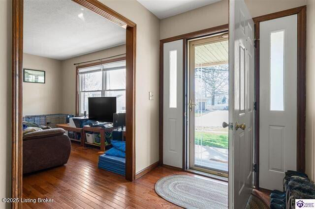 Listing Image 11