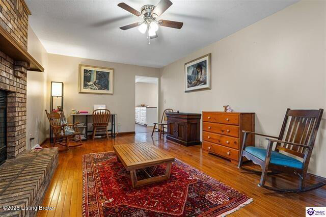Listing Image 15