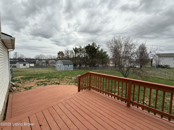 Listing Image 28