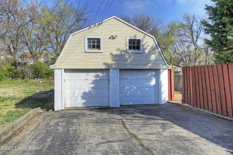 Listing Image 28