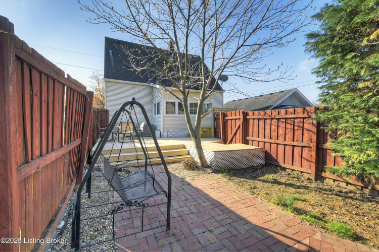 Listing Image 32