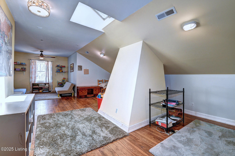 Listing Image 65