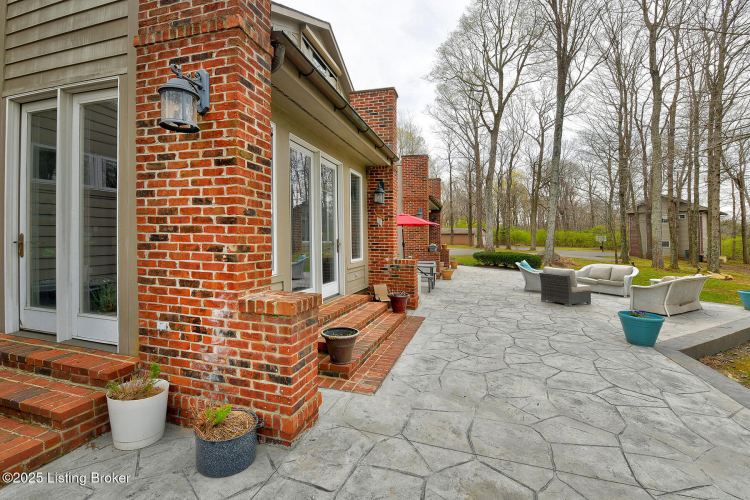 Listing Image 89