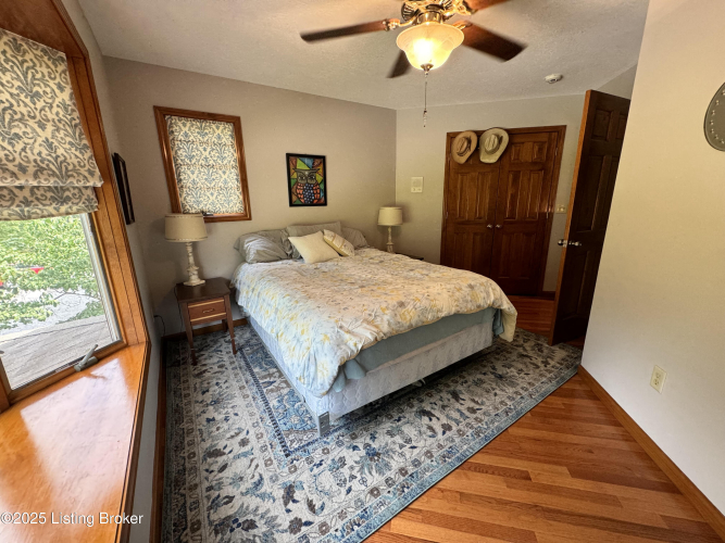 Listing Image 51
