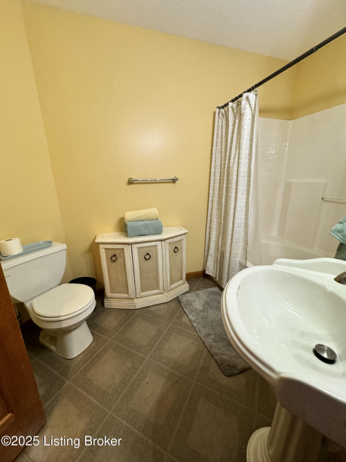 Listing Image 55
