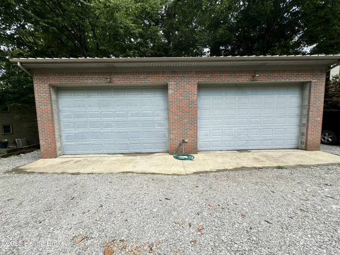 Listing Image 73