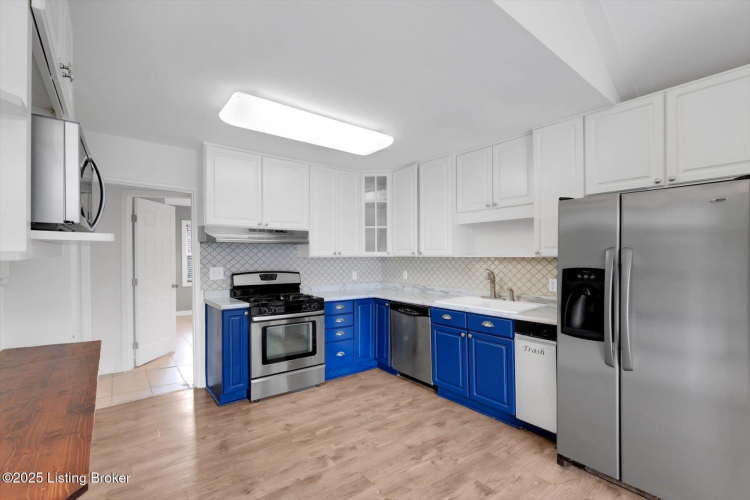 Listing Image 15