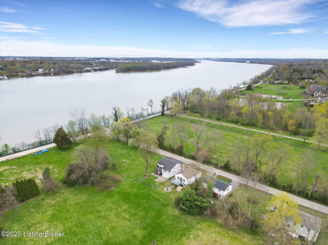 Listing Image 42
