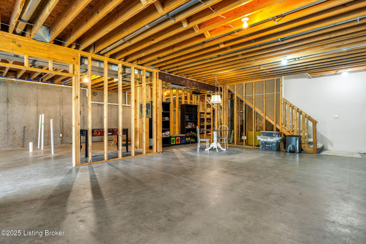 Listing Image 41