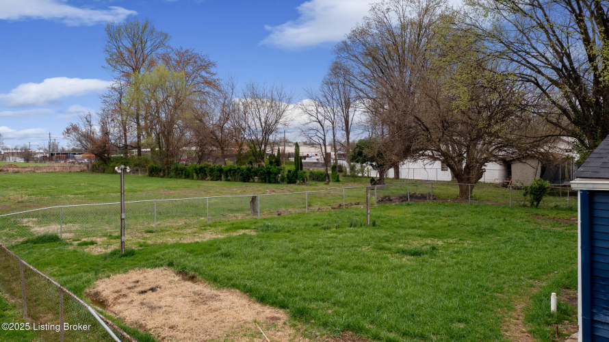 Listing Image 23