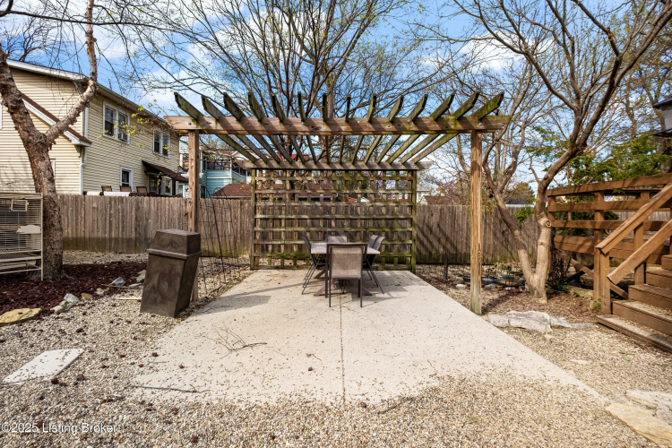 Listing Image 33