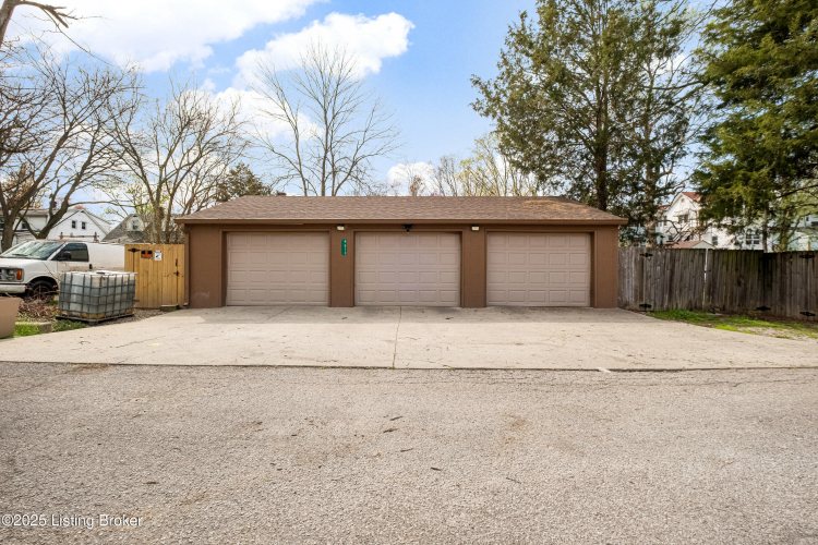 Listing Image 37