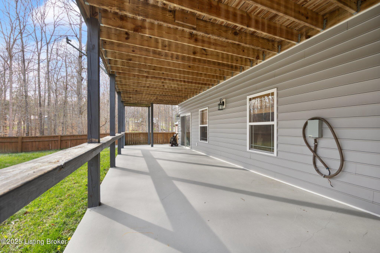 Listing Image 50