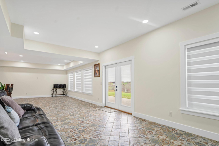 Listing Image 56