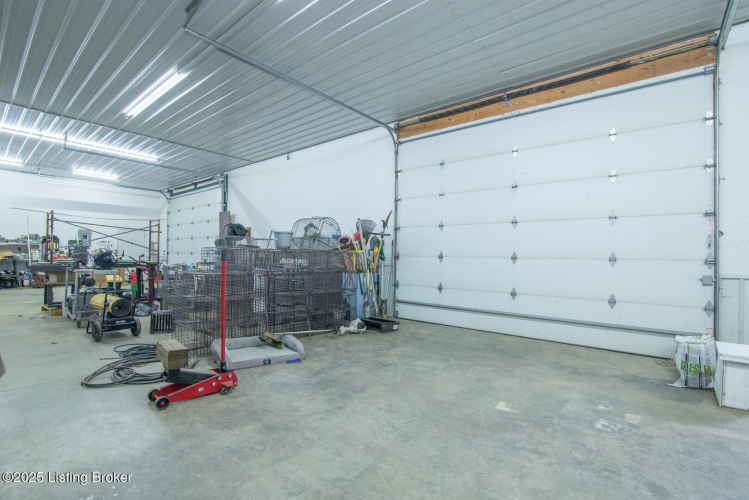 Listing Image 24