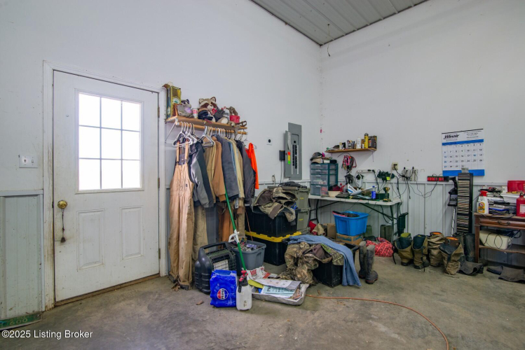 Listing Image 36