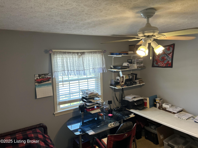 Listing Image 38