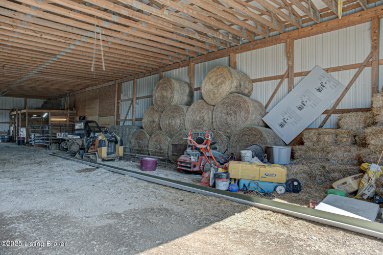 Listing Image 28