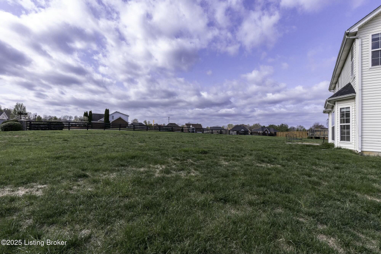 Listing Image 40