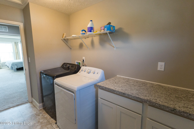 Listing Image 53