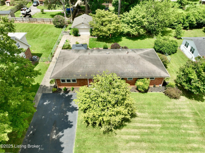 Listing Image 26