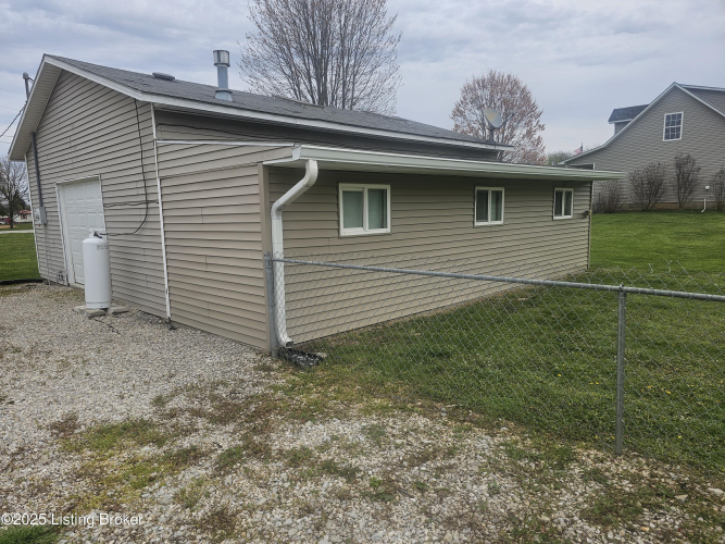 Listing Image 42