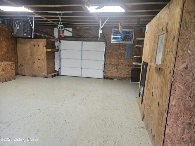 Listing Image 43