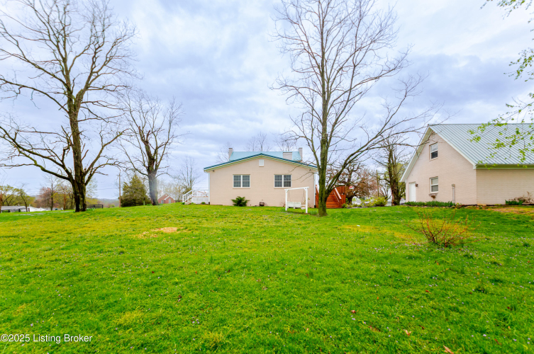 Listing Image 64
