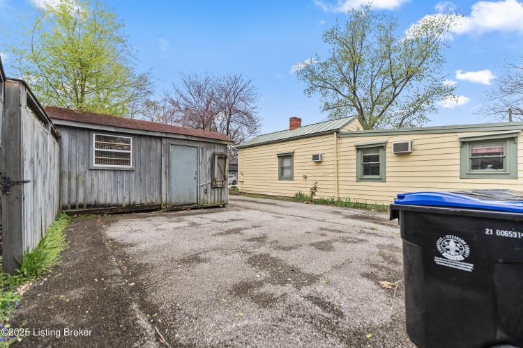 Listing Image 54