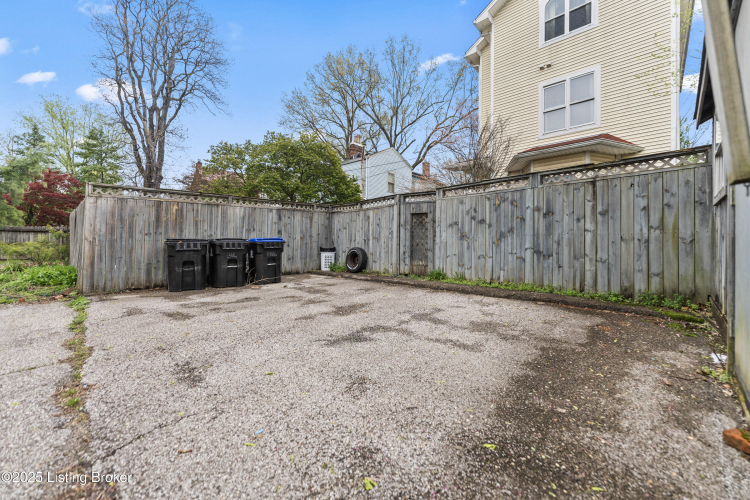 Listing Image 56