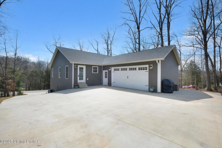 Listing Image 55