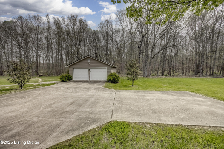Listing Image 40