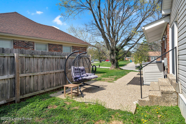 Listing Image 45