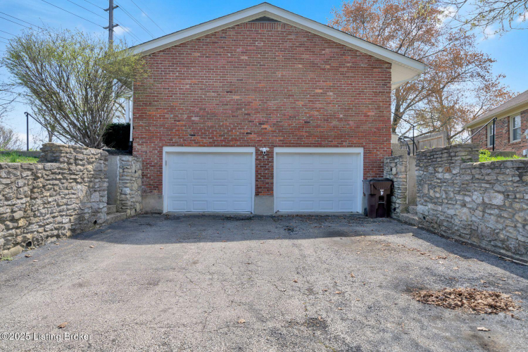 Listing Image 48