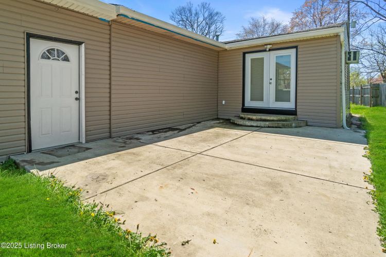 Listing Image 43
