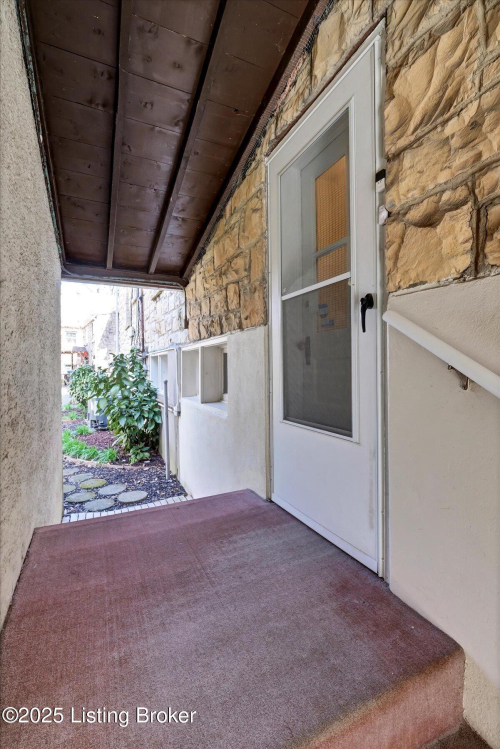 Listing Image 33