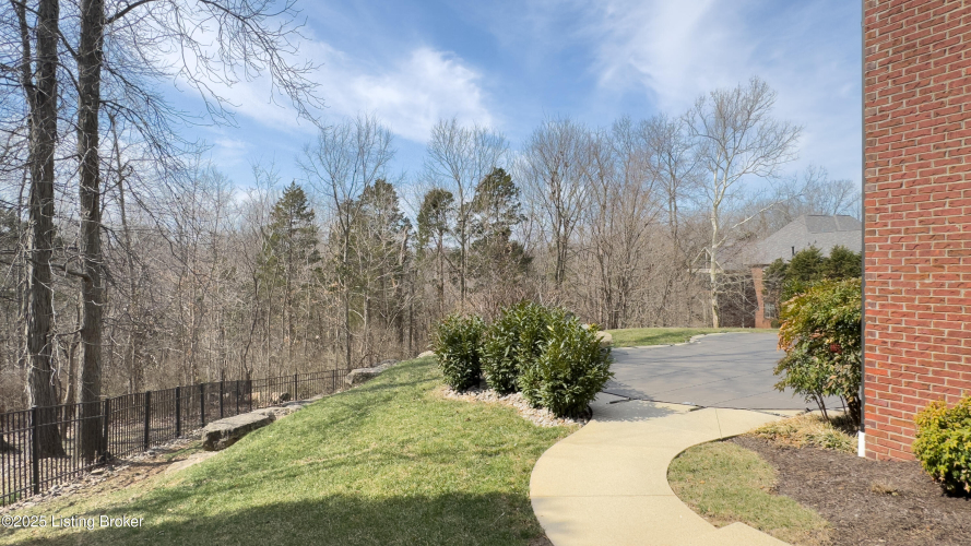 Listing Image 75