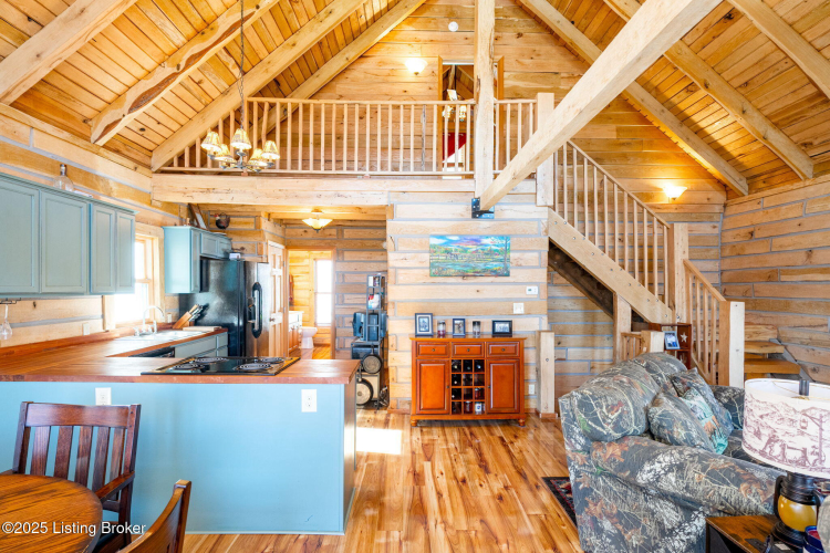Listing Image 14