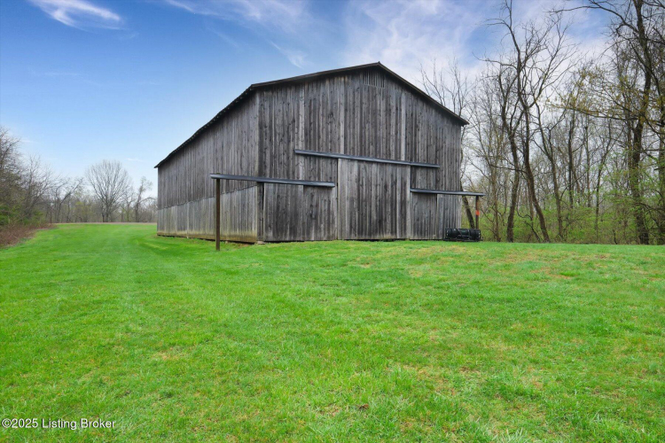 Listing Image 76