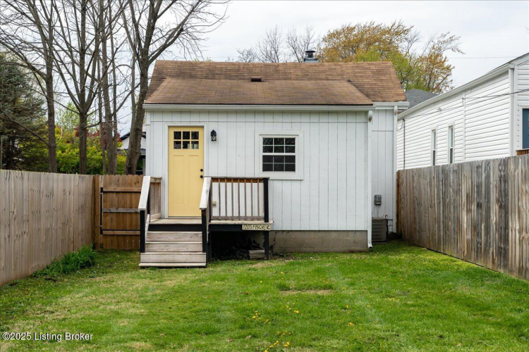 Listing Image 24