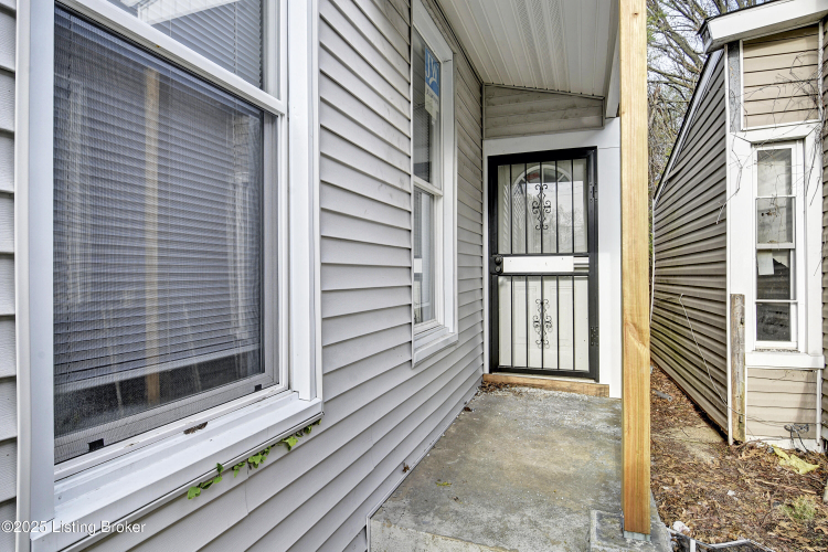 Listing Image 16