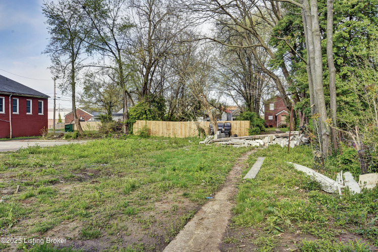 Listing Image 17