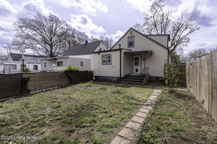 Listing Image 18